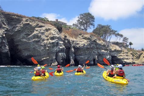 La Jolla Kayak Tour of The 7 Caves